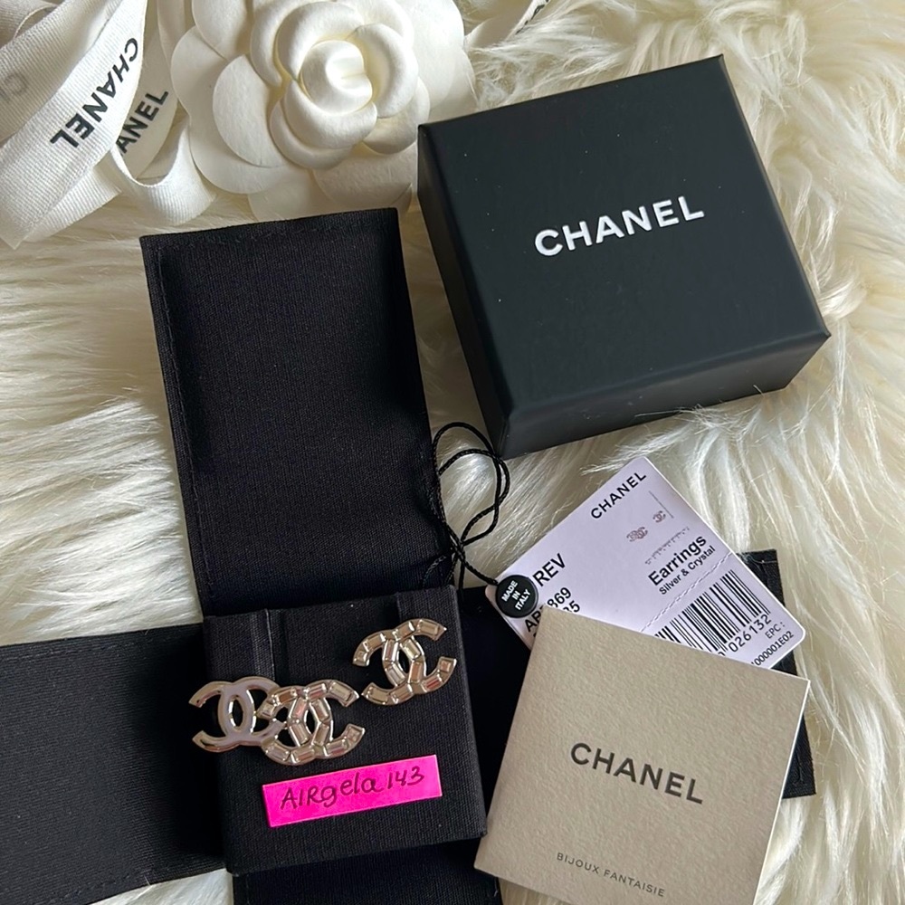 Chanel CC Crystal Stud Earrings Silver - Picture 4 of 12